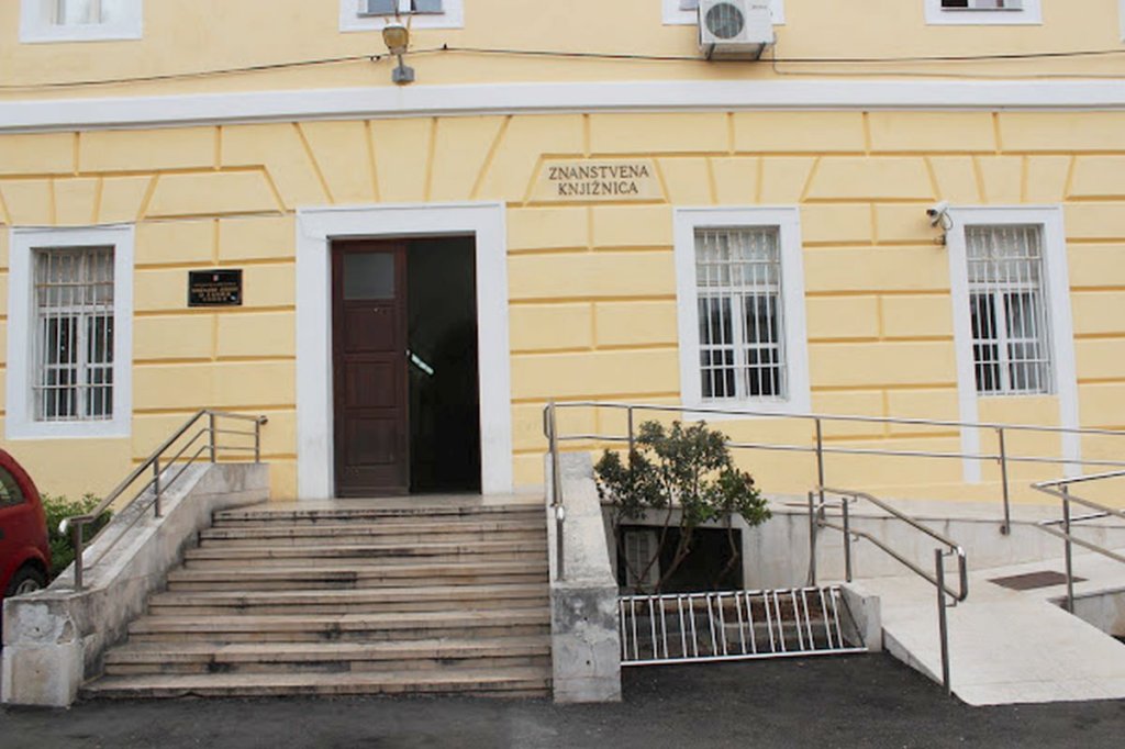 znanstvenaknjinicauzadru.jpg